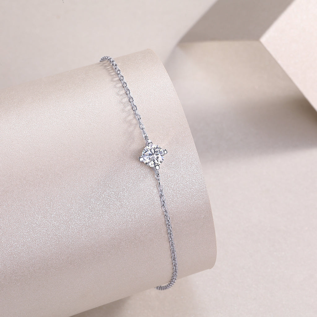 Soleil Moissanite Chain Bracelet — moissanite stones under light, House of Ugarit