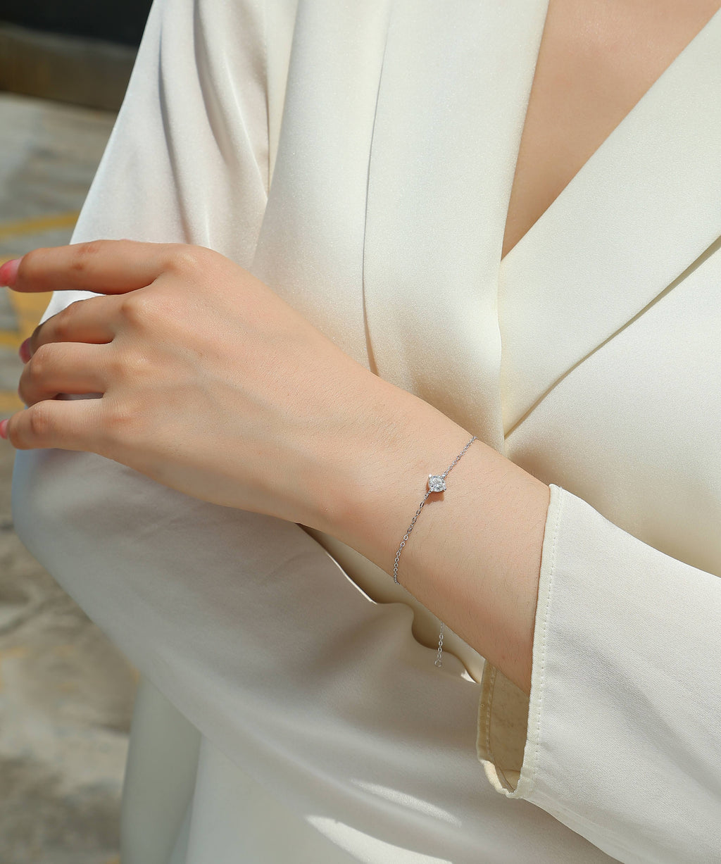 Soleil Moissanite Chain Bracelet — full length of chain, House of Ugarit